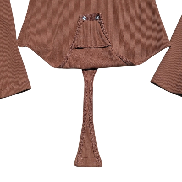 Aritzia Babaton Brown Ribbed Body Suit Size Small - Picture 3 of 3